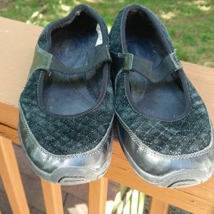 Black casual shoes Naturalizer